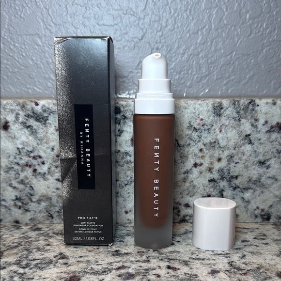 Fenty Beauty Other - Fenty Beauty 485 Soft Matte Foundation
